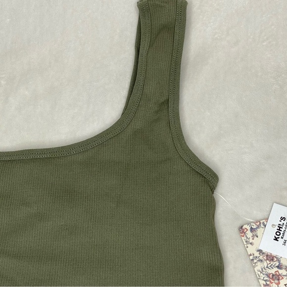 Pink Republic Green Ribbed Crop Tank Top - Picture 2 of 6